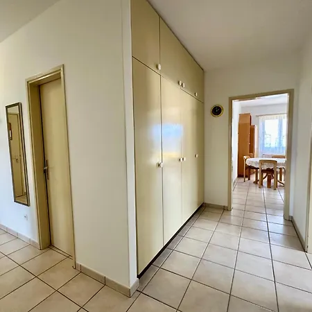 Relax & Comfort In Near Locarno * Quartino