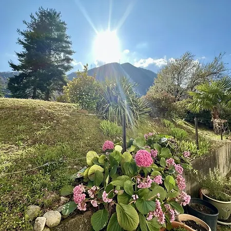 Relax & Comfort In Near Locarno Quartino